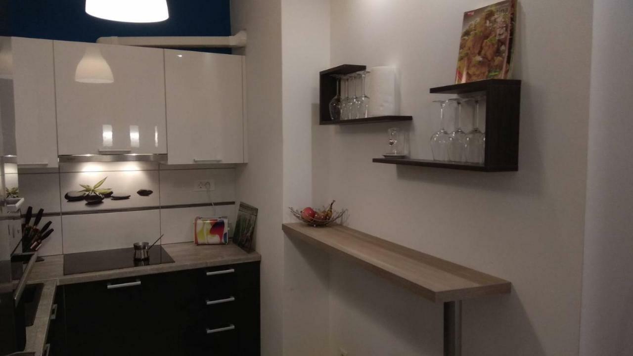 Apartman Katnic By The Beach Crikvenica Esterno foto